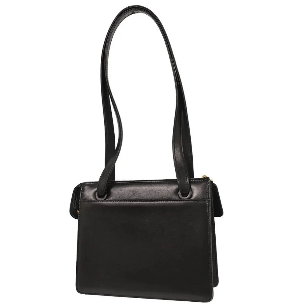 Chanel Black Calfskin Shoulder Bag 117660 - Picture 2 of 10